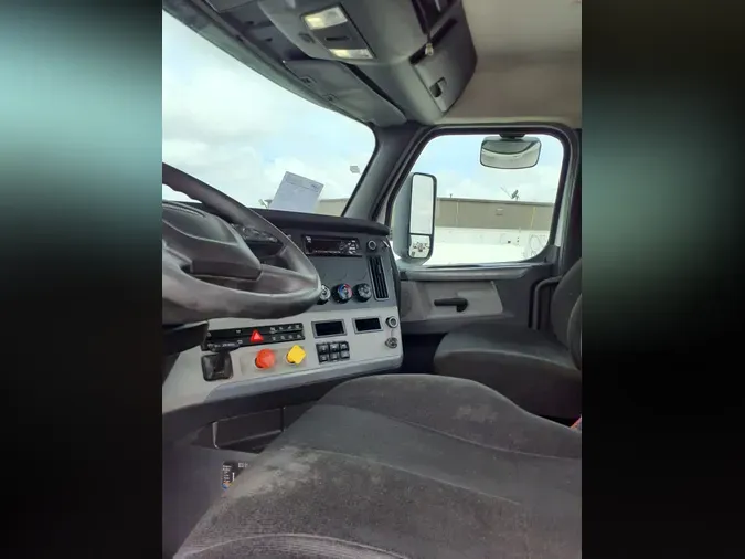 2018 FREIGHTLINER NEW CASCADIA PX12664