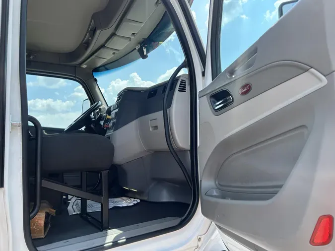 2020 Peterbilt 579