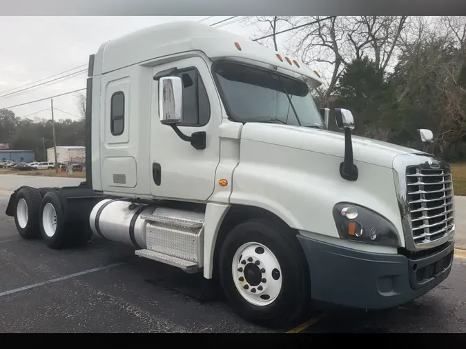 2019 FREIGHTLINER/MERCEDES CASCADIA 125