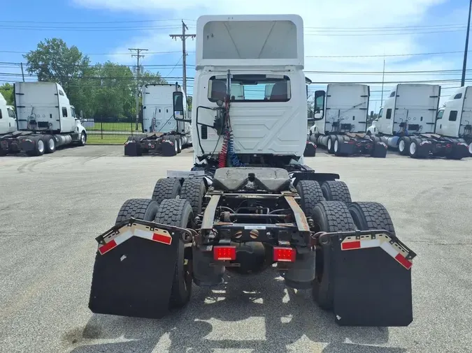 2019 NAVISTAR INTERNATIONAL LT625 DAYCAB T/A4cad7e8aa68f3eb15a01e65c4a8b955a