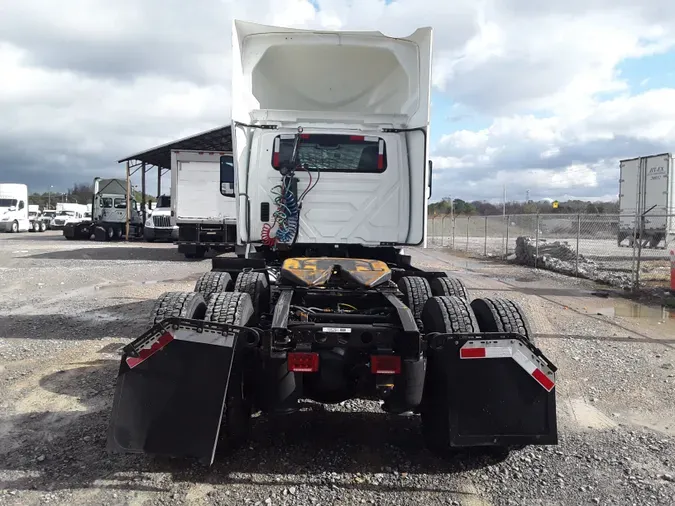 2018 NAVISTAR INTERNATIONAL LT625 DAYCAB T/A