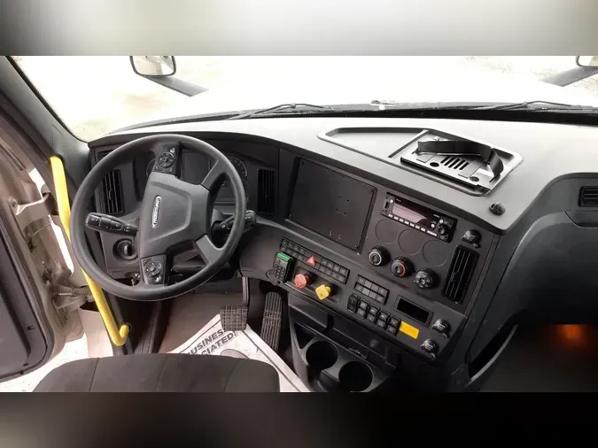 2024 Freightliner Cascadia 126
