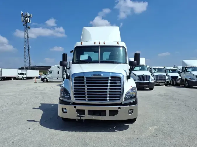 2018 FREIGHTLINER CASCADIA 125