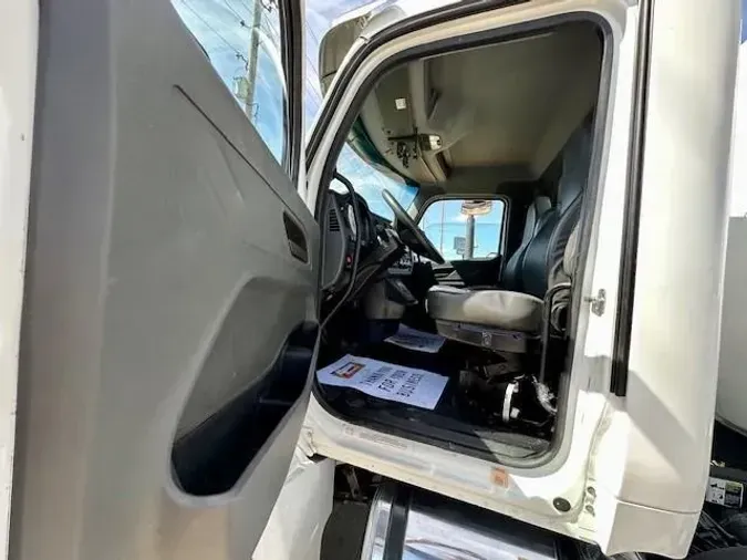 2024 Peterbilt 548