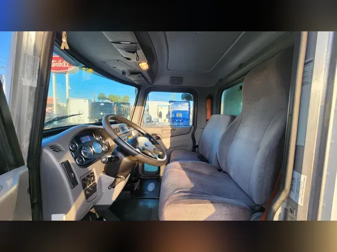 2019 Peterbilt 337