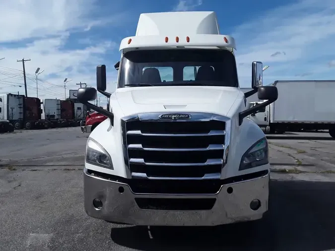 2020 FREIGHTLINER/MERCEDES NEW CASCADIA PX126644cb4f0726dcd0a57afb65ce0d8280d30