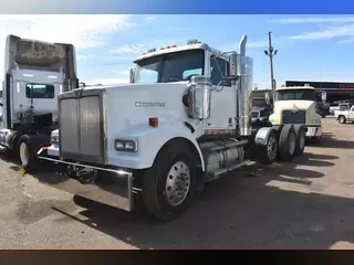 2019 WESTERN STAR 4900FA