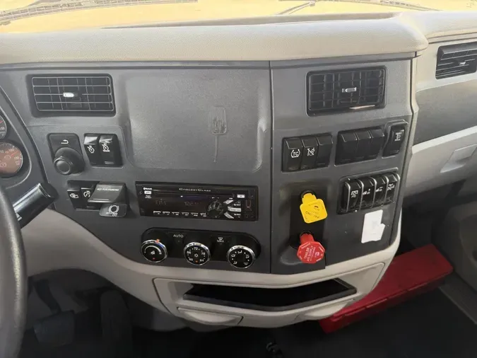 2021 Peterbilt 5794cb6ec323d3d32891bb6bb4d0cbcad44