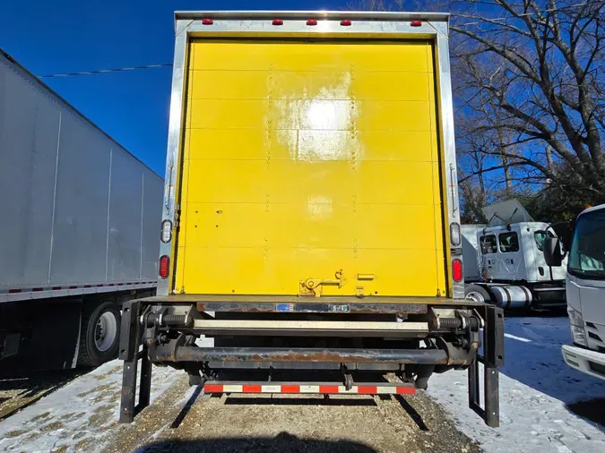 2018 FREIGHTLINER/MERCEDES M2 106