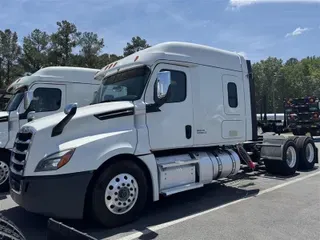 2019 FREIGHTLINER CA126