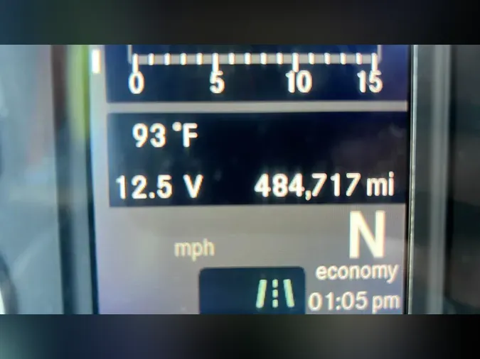 2020 Freightliner Cascadia 126