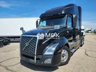 2024 VOLVO VNL64T860