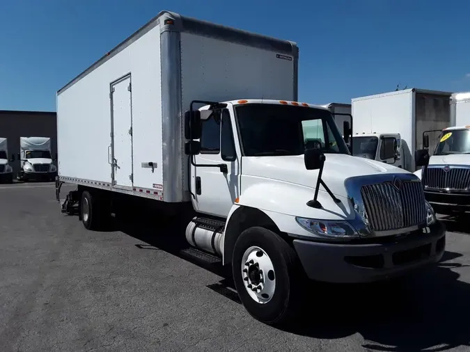 2019 NAVISTAR INTERNATIONAL 4300