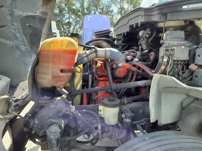 2020 NAVISTAR INTERNATIONAL MV607 (4X2)