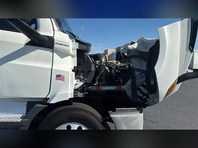 2020 FREIGHTLINER CA116