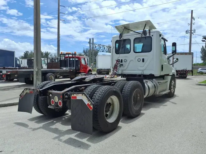 2019 FREIGHTLINER/MERCEDES NEW CASCADIA PX126644cc785b399b7a8dbf049b17bd7338c96