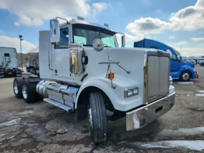 2020 WESTERN STAR 4900FA