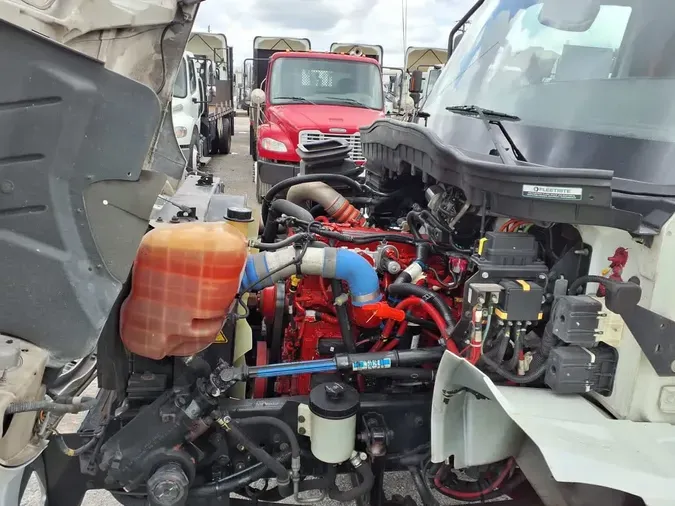 2020 NAVISTAR INTERNATIONAL MV607 (4X2)