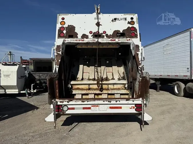 2011 INTERNATIONAL WORKSTAR 7400