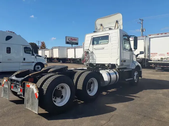 2019 VOLVO VNL64T-3004cd156c9cec0823dc297881b2861ecf9