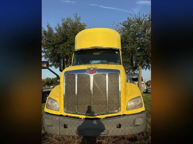2021 Peterbilt 579