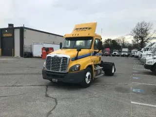 2016 FREIGHTLINER X12542ST