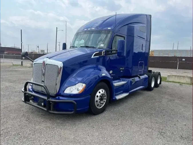 2022 Kenworth T680