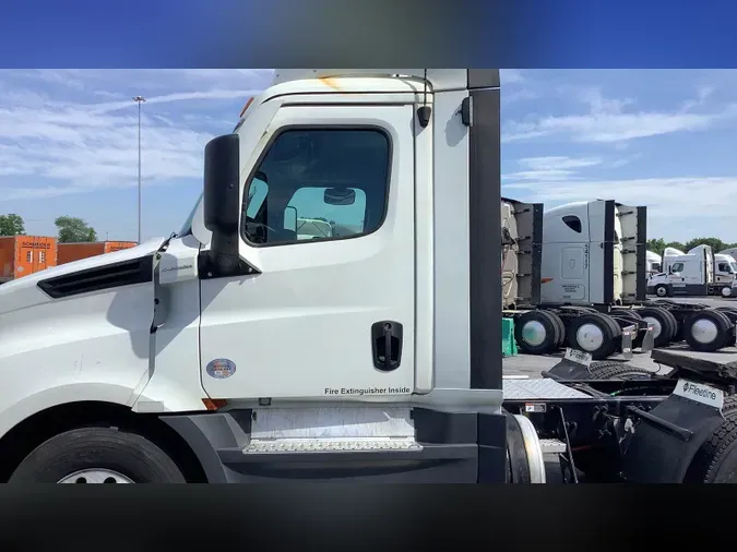 2021 Freightliner Cascadia 1264cd45624136d1a27dff01582363bfe98