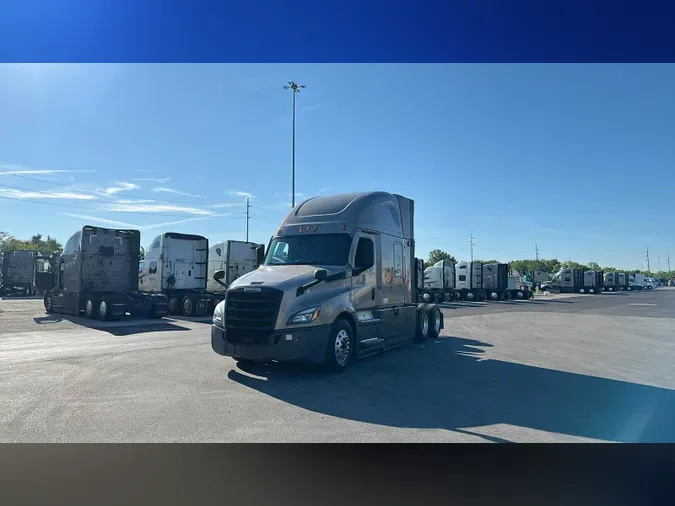 2024 Freightliner Cascadia 126