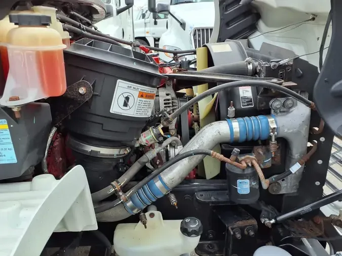 2019 FREIGHTLINER/MERCEDES M2 106