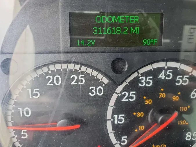 2019 FREIGHTLINER/MERCEDES M2 106