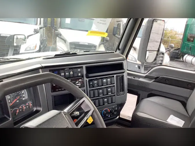 2020 Mack Anthem4cd959ad63afdc4f79bd7559e16f3ed7