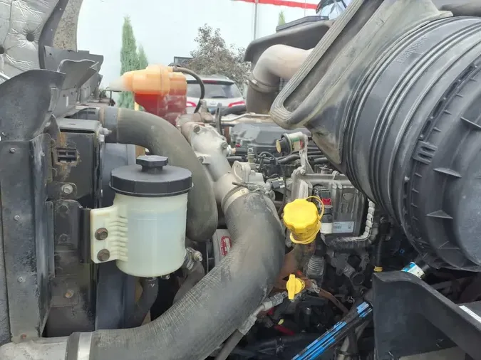 2018 NAVISTAR INTERNATIONAL RH613 DAYCAB T/A