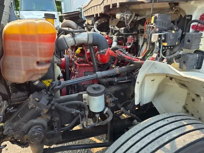 2019 NAVISTAR INTERNATIONAL 4300
