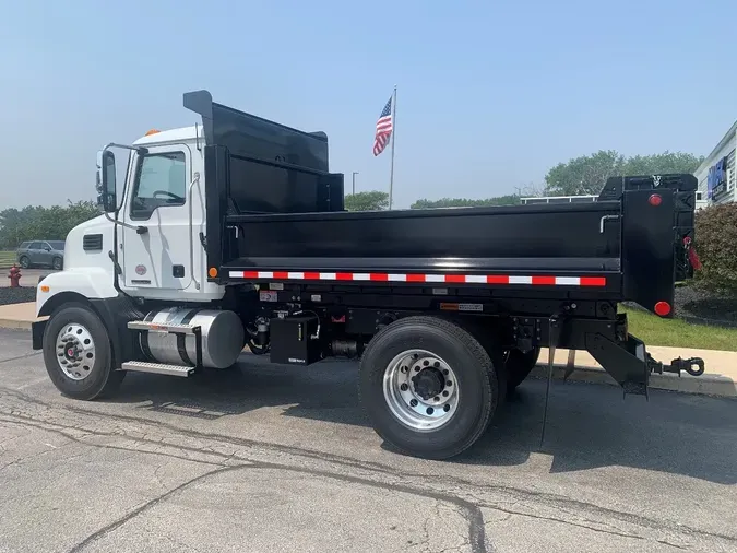 2026 MACK MD MD6 151 WB