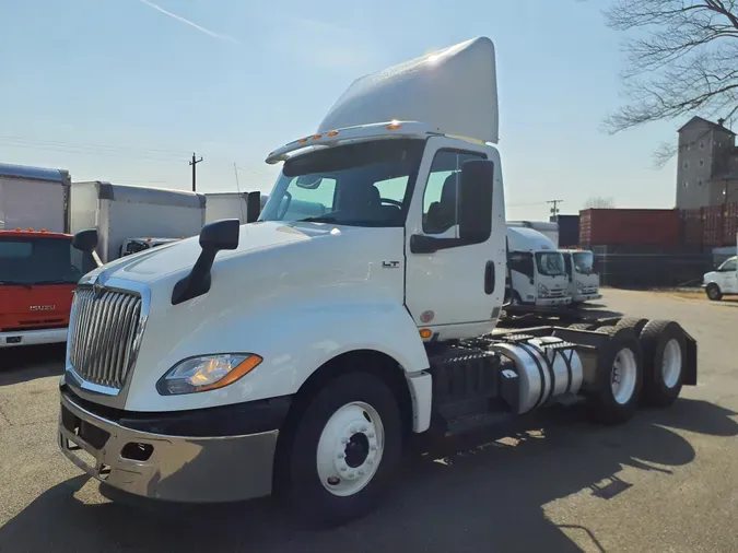 2018 NAVISTAR INTERNATIONAL LT625 DAYCAB T/A