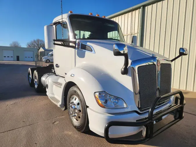 2020 Kenworth T680