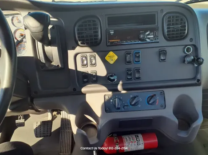 2019 FREIGHTLINER/MERCEDES M2 106