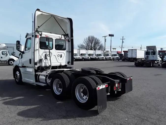 2020 FREIGHTLINER/MERCEDES NEW CASCADIA PX12664