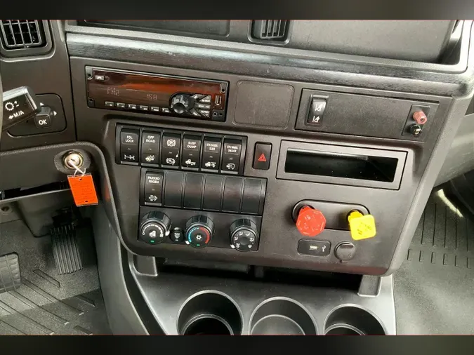 2020 INT LT625 6x4