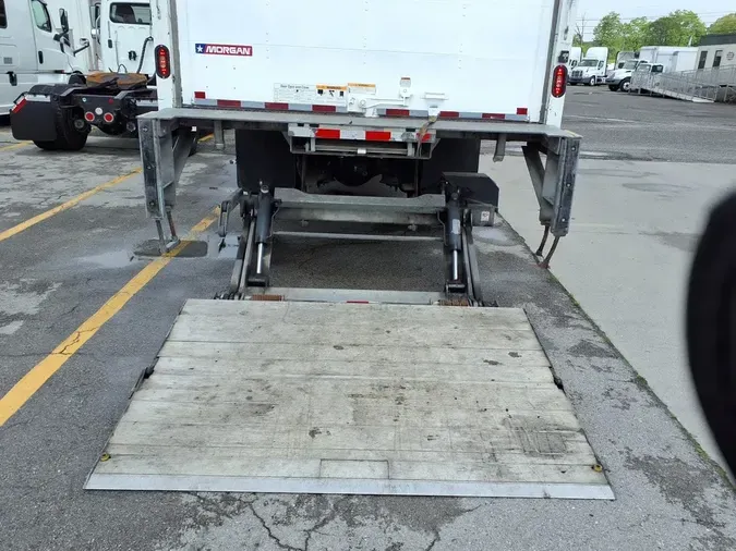 2019 FREIGHTLINER/MERCEDES M2 106