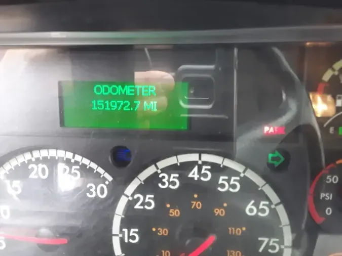 2016 FREIGHTLINER M2 106