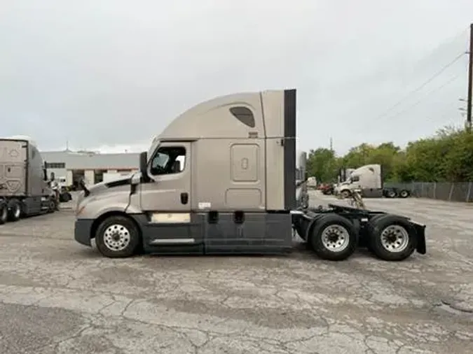 2021 Freightliner Cascadia