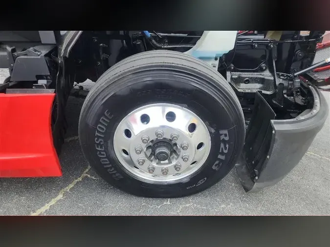 2022 KENWORTH T680