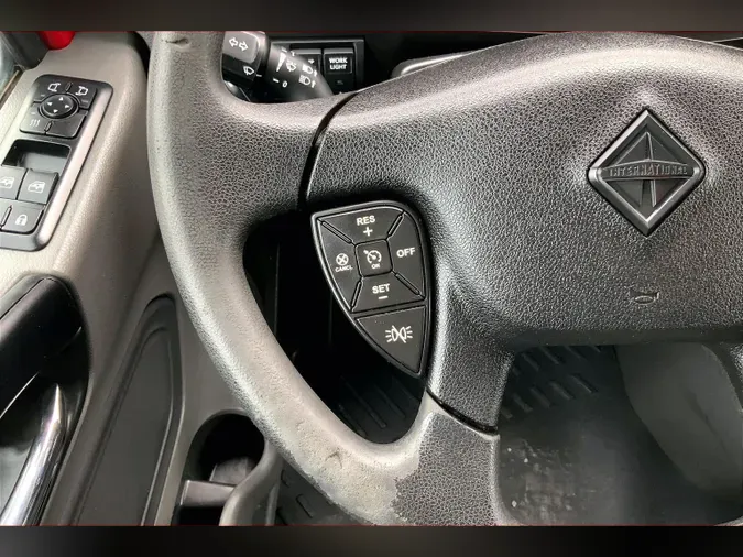 2023 INT LT625 6X4