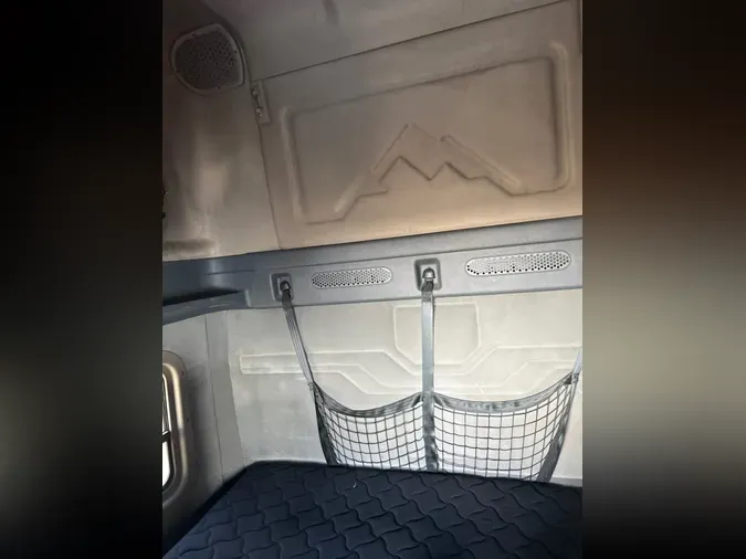 2018 FREIGHTLINER/MERCEDES CASCADIA 125