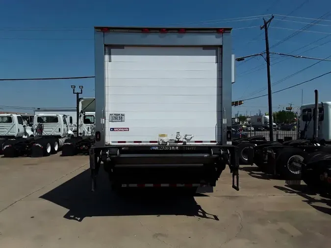 2018 FREIGHTLINER/MERCEDES M2 106