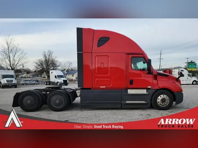 2021 FREIGHTLINER CA126