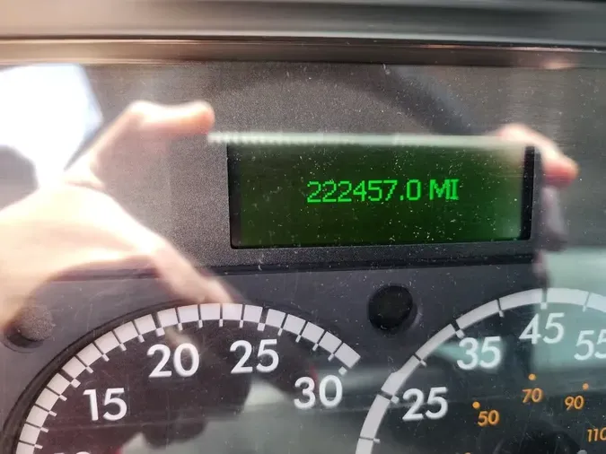 2018 FREIGHTLINER M2 106