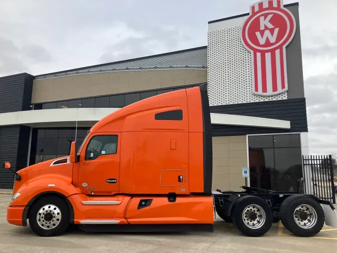 2020 Kenworth T680